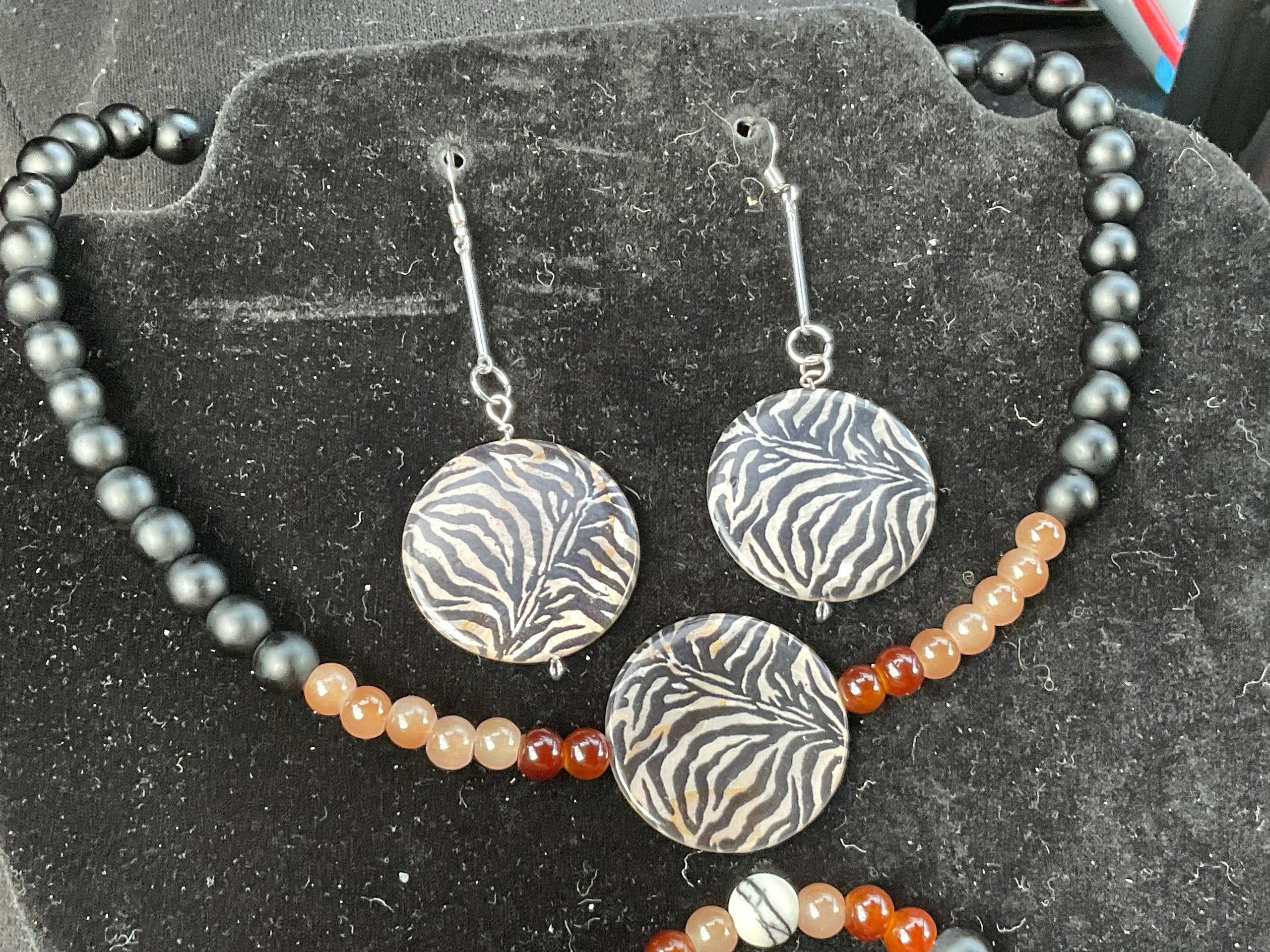 202. Zebra Print 3pcs Jewelry Set Jamilah s Effects LLC